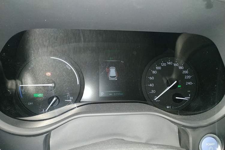 Used Toyota SIENNA 2021 2.5L Hybrid Luxury Edition Instrument Cluster