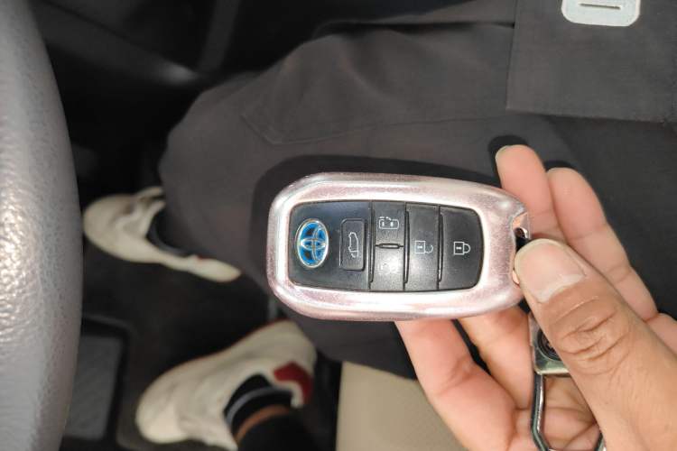 Used Toyota SIENNA 2021 2.5L Hybrid Premium Edition Interior 1