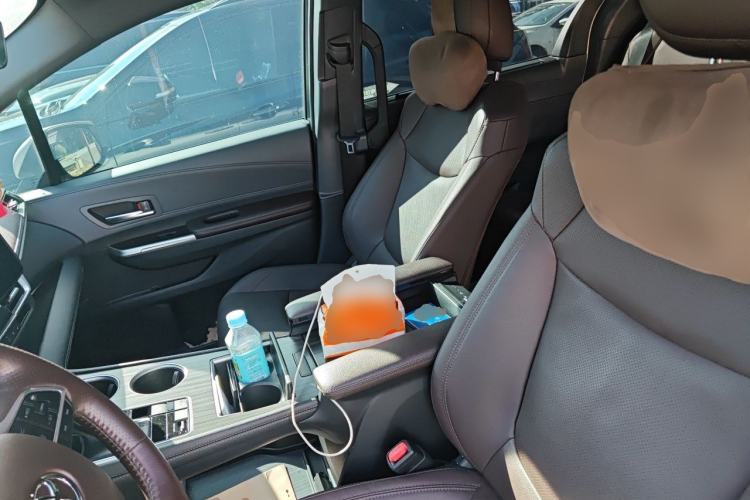 Used Toyota SIENNA 2021 2.5L Hybrid Platinum Edition Left Front Seat