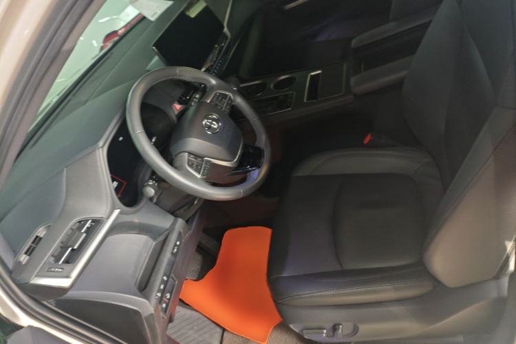 Used Toyota SIENNA 2021 2.5L Hybrid Ultimate Edition Left Front Seat