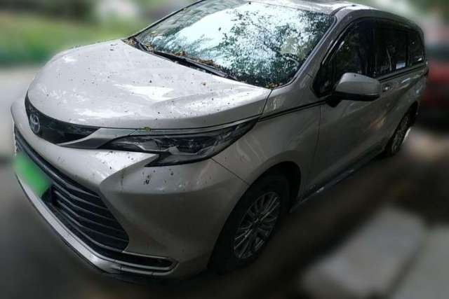 Used Toyota SIENNA 2021 2.5L Hybrid Luxury Edition