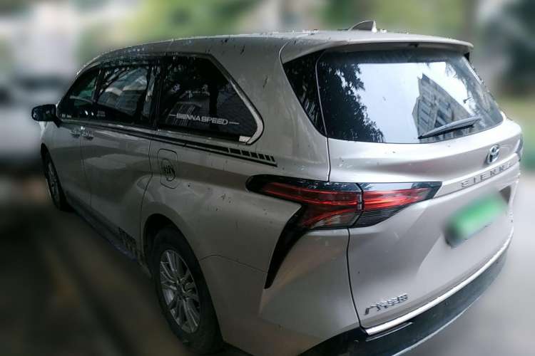 Used Toyota SIENNA 2021 2.5L Hybrid Luxury Edition Rear Left 45 Deg