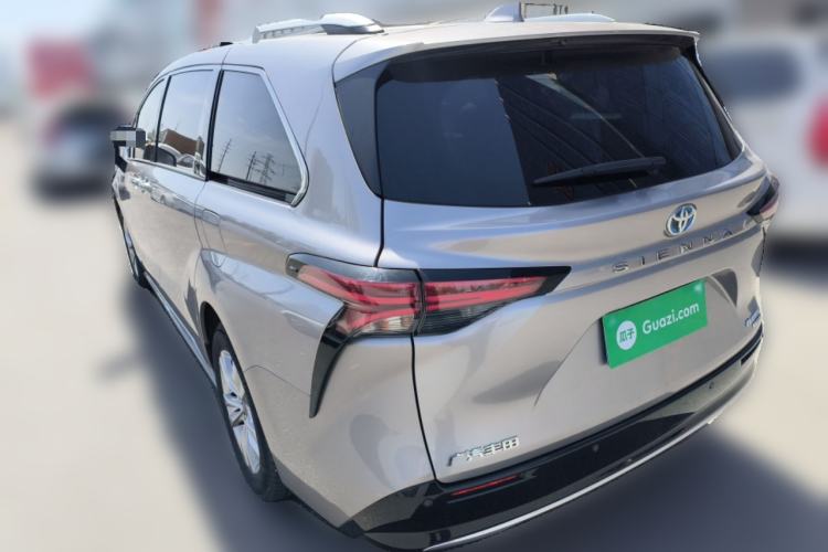 Used Toyota SIENNA 2021 2.5L Hybrid Platinum Edition Rear Left 45 Deg