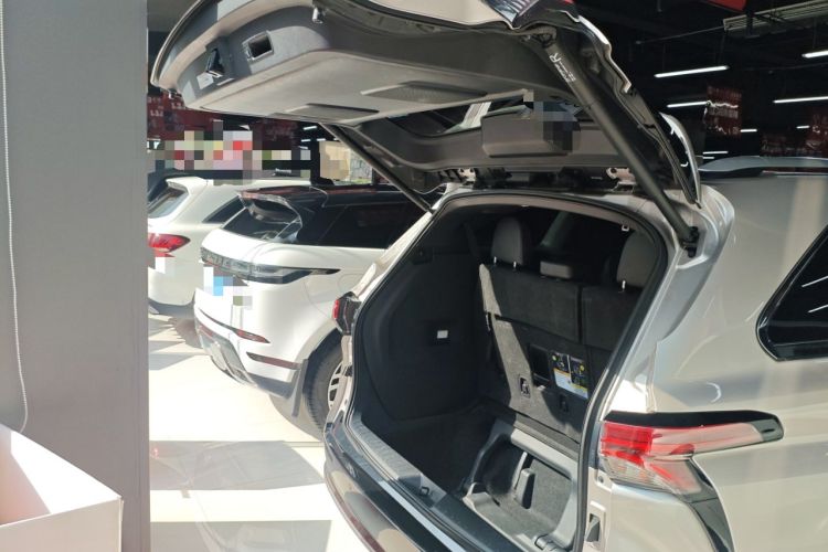 Used Toyota SIENNA 2021 2.5L Hybrid Ultimate Edition Trunk