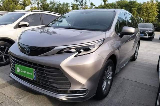 Used Toyota SIENNA 2021 2.5L Hybrid Ultimate Edition