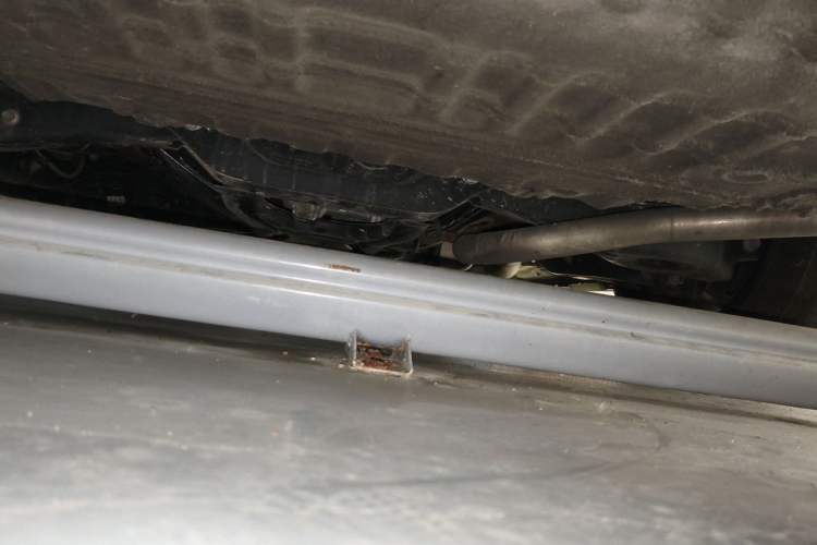 Used Toyota SIENNA  Chassis Rear
