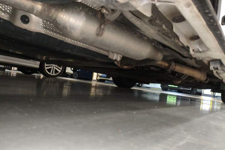 Used Toyota SIENNA  Chassis Rear Right