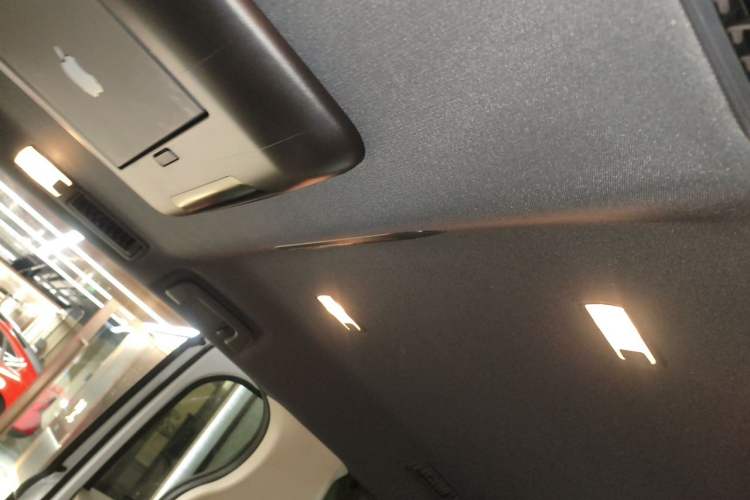 Used Toyota SIENNA  Headliner