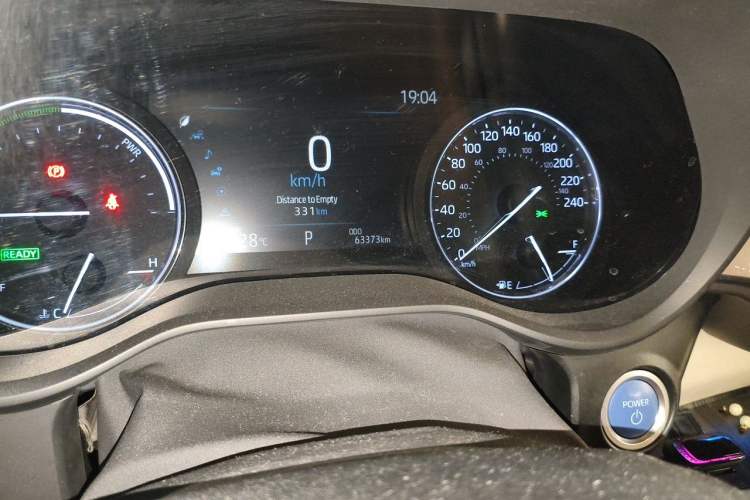Used Toyota SIENNA  Odometer Close Up