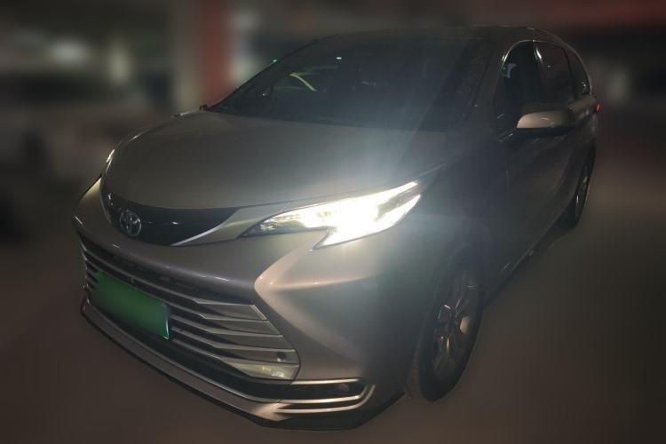 Used Toyota SIENNA 2021 2.5L Hybrid Platinum Edition Guazi used car, China used car export, Used car for sale, Used  cars, Cheapest cars for sale