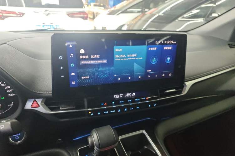 Used Toyota SIENNA 2021 2.5L Hybrid Premium Edition Audio And AC Panel