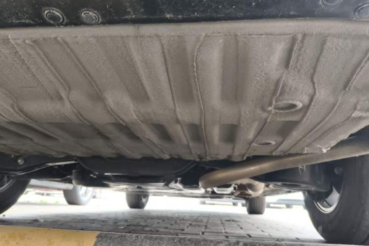 Used Toyota SIENNA 2021 2.5L Hybrid Premium Edition Chassis Rear