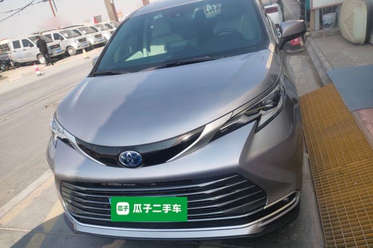 Used Toyota SIENNA 2021 2.5L Hybrid Premium Edition Exterior 1