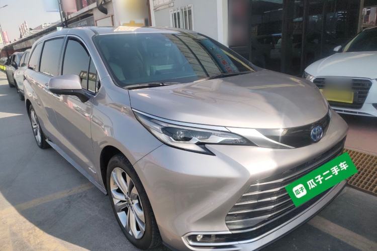 Used Toyota SIENNA 2021 2.5L Hybrid Premium Edition Exterior 2