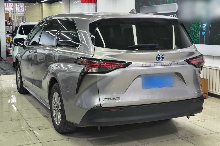 Used Toyota SIENNA 2021 2.5L Hybrid Comfort Edition Exterior 5