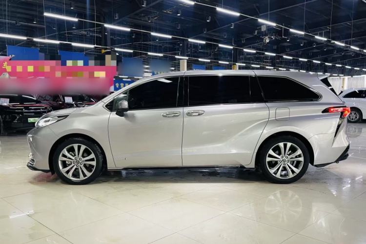 Used Toyota SIENNA 2021 2.5L Hybrid Premium Edition Exterior 6