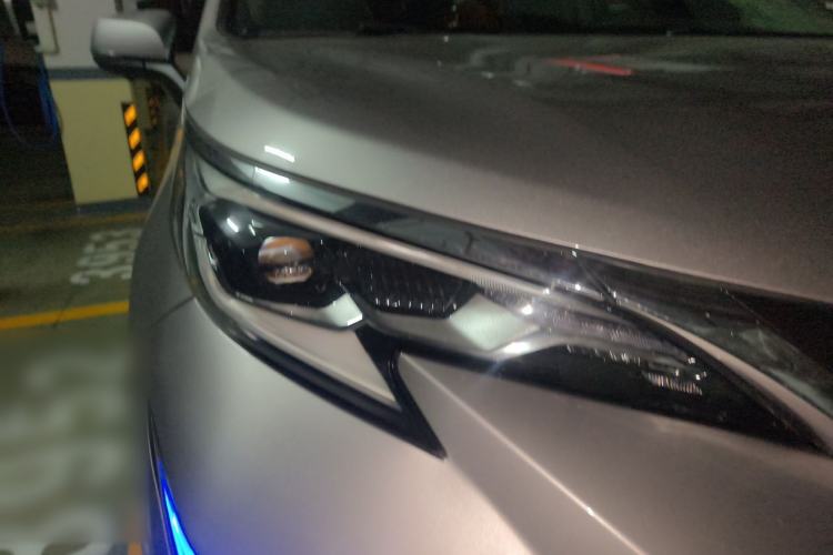 Used Toyota SIENNA 2021 2.5L Hybrid Comfort Edition Exterior 6