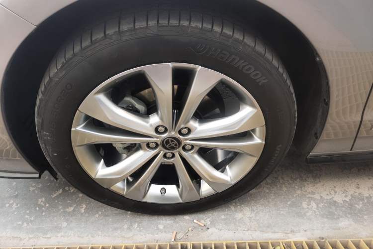 Used Toyota SIENNA 2021 2.5L Hybrid Premium Edition Exterior 7