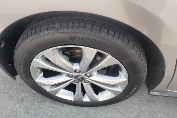 Used Toyota SIENNA 2021 2.5L Hybrid Premium Edition Exterior 8