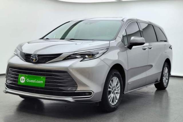 Used Toyota SIENNA 2021 2.5L Hybrid Premium Edition
