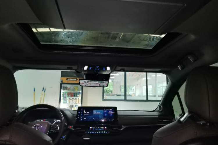 Used Toyota SIENNA 2021 2.5L Hybrid Platinum Edition Headliner