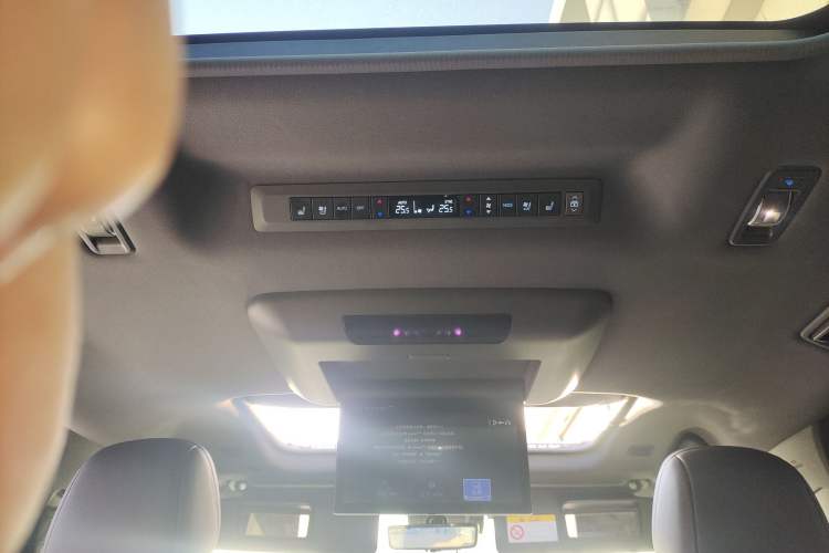 Used Toyota SIENNA 2021 2.5L Hybrid Platinum Edition Headliner