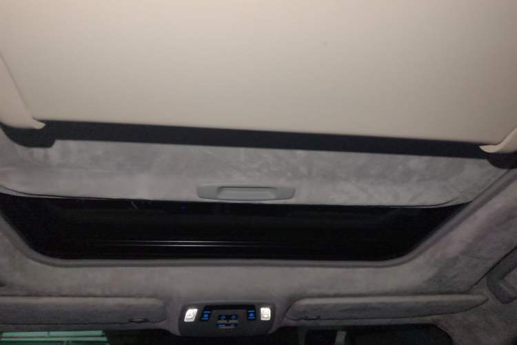 Used Toyota SIENNA 2021 2.5L Hybrid Comfort Edition Headliner