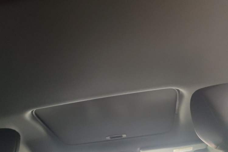 Used Toyota SIENNA 2021 2.5L Hybrid Premium Edition Headliner