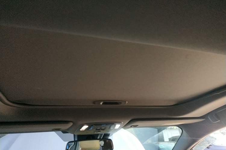 Used Toyota SIENNA 2021 2.5L Hybrid Ultimate Edition Headliner