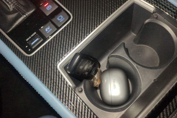 Used Toyota SIENNA 2021 2.5L Hybrid Comfort Edition Interior 1