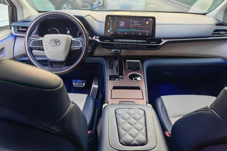 Used Toyota SIENNA 2021 2.5L Hybrid Comfort Edition Interior 1
