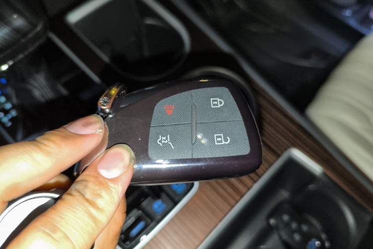 Used Toyota SIENNA 2021 2.5L Hybrid Comfort Edition Interior 1