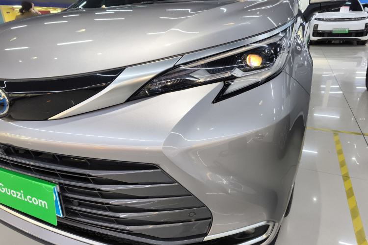 Used Toyota SIENNA 2021 2.5L Hybrid Premium Edition Left Front Headlight