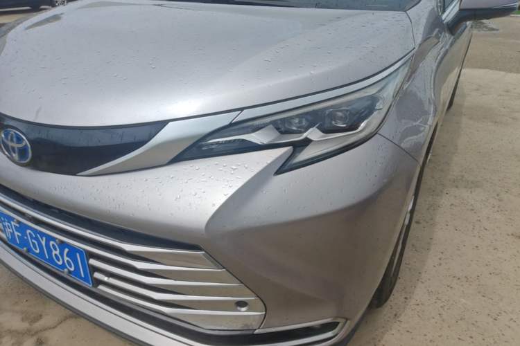 Used Toyota SIENNA 2021 2.5L Hybrid Platinum Edition Left Front Headlight