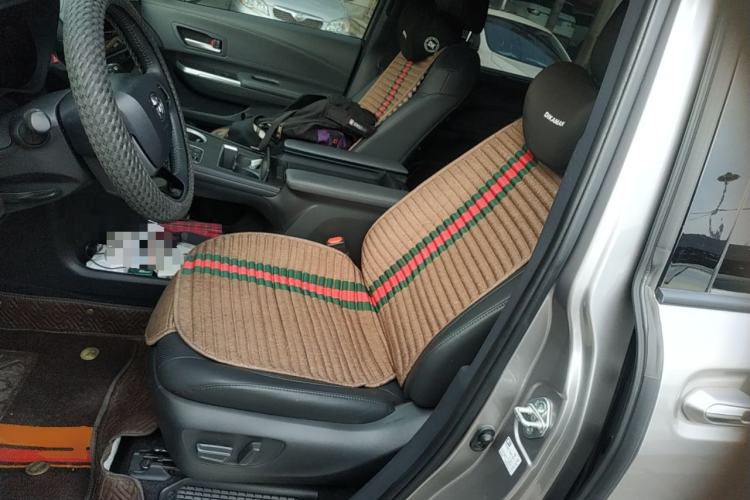 Used Toyota SIENNA 2021 2.5L Hybrid Premium Edition Left Front Seat