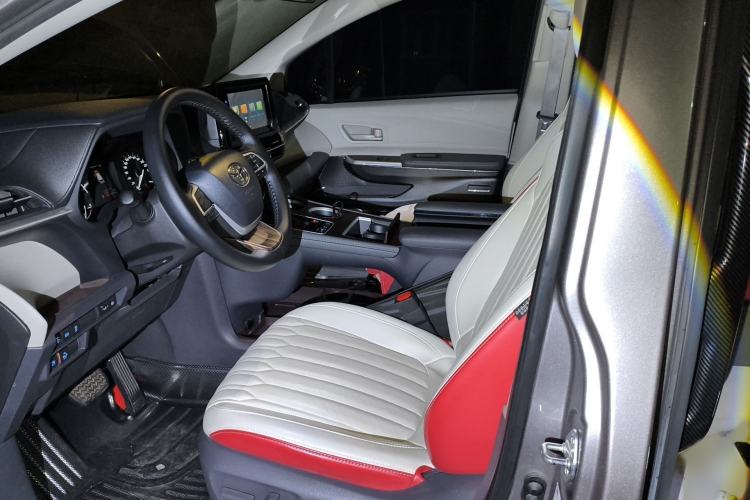 Used Toyota SIENNA 2021 2.5L Hybrid Comfort Edition Left Front Seat