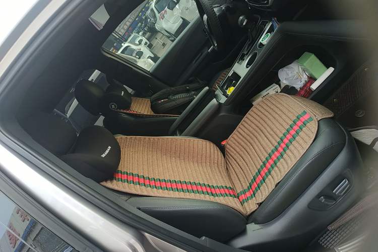 Used Toyota SIENNA 2021 2.5L Hybrid Premium Edition Right Front Seat
