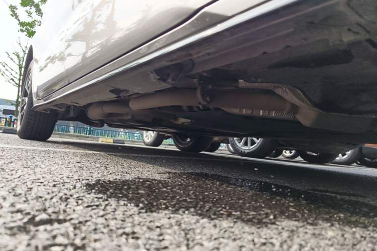 Used Toyota SIENNA 2021 2.5L Hybrid Ultimate Edition Right Side Sill