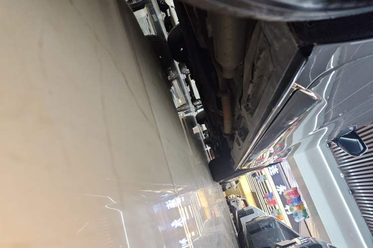 Used Toyota SIENNA 2021 2.5L Hybrid Premium Edition Right Side Sill