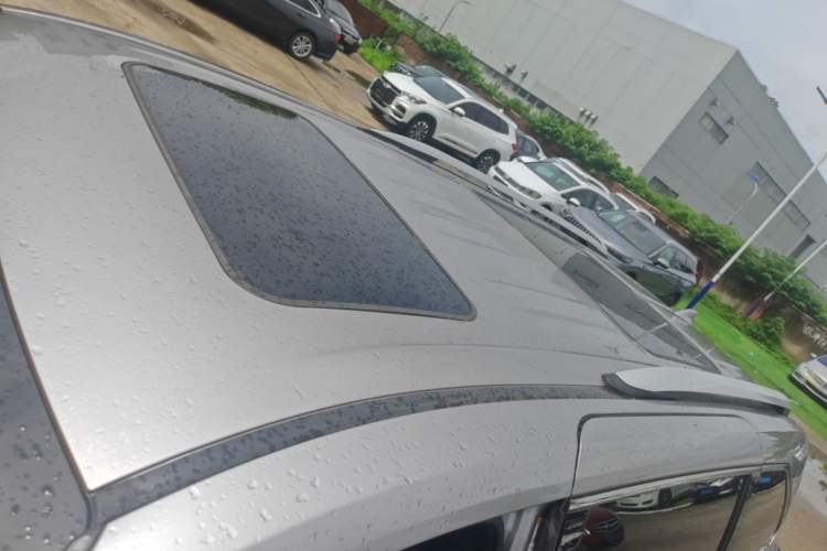 Used Toyota SIENNA 2021 2.5L Hybrid Platinum Edition Roof