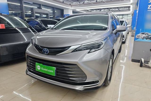 Used Toyota SIENNA 2021 2.5L Hybrid Premium Edition