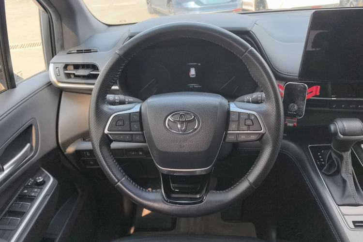 Used Toyota SIENNA 2021 2.5L Hybrid Premium Edition Steering Wheel