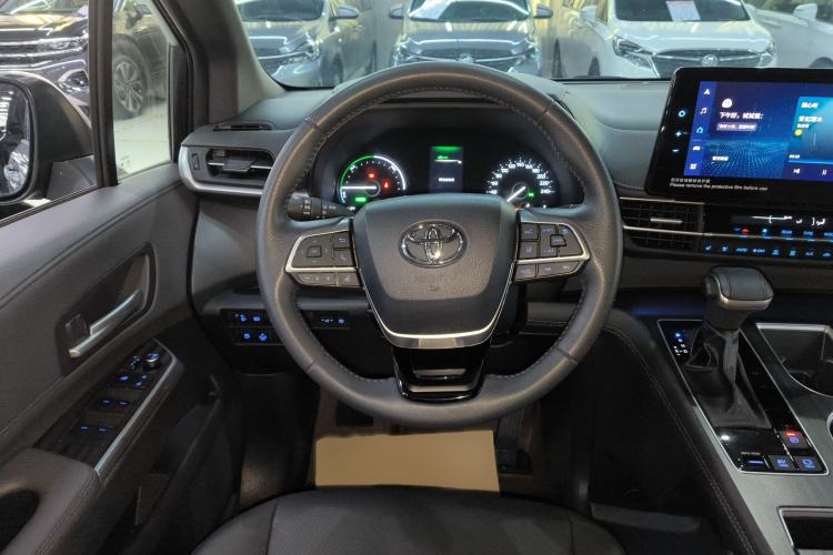 Used Toyota SIENNA 2021 2.5L Hybrid Premium Edition Steering Wheel