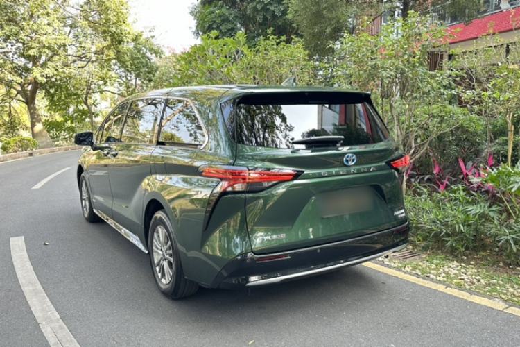 Used Toyota SIENNA 2021 2.5L Hybrid Luxury Edition Exterior 1