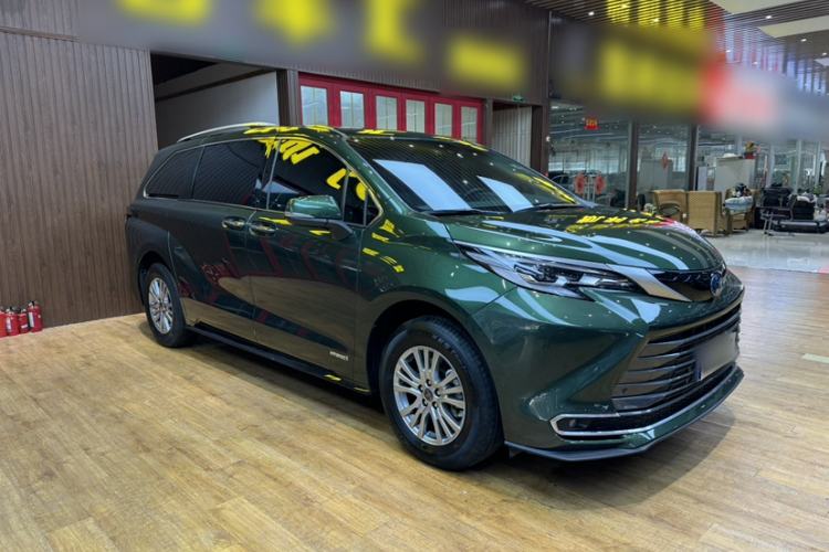 Used Toyota SIENNA 2021 2.5L Hybrid Luxury Edition Exterior 1