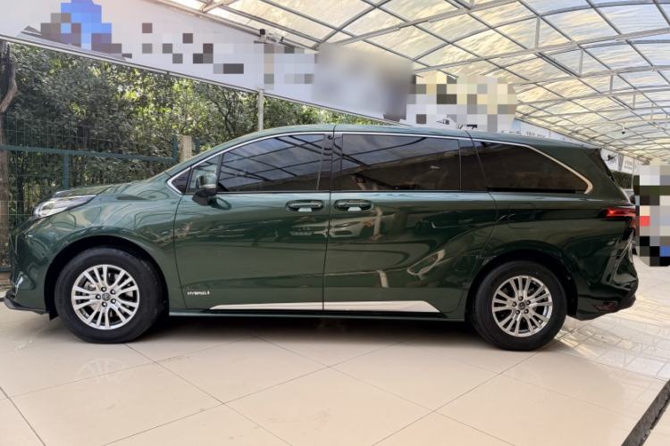 Used Toyota SIENNA 2021 2.5L Hybrid Comfort Edition Exterior 3