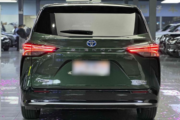 Used Toyota SIENNA 2021 2.5L Hybrid Premium Edition Exterior 8