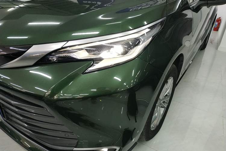 Used Toyota SIENNA 2021 2.5L Hybrid Ultimate Edition Left Front Headlight