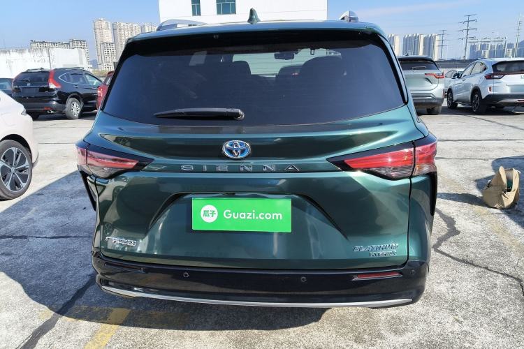 Used Toyota SIENNA 2021 2.5L Hybrid Platinum Edition Rear