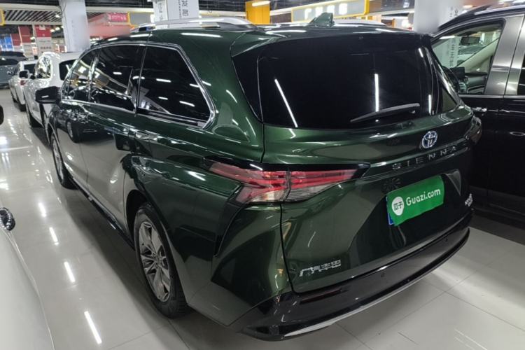 Used Toyota SIENNA 2021 2.5L Hybrid Platinum Edition Rear Left 45 Deg